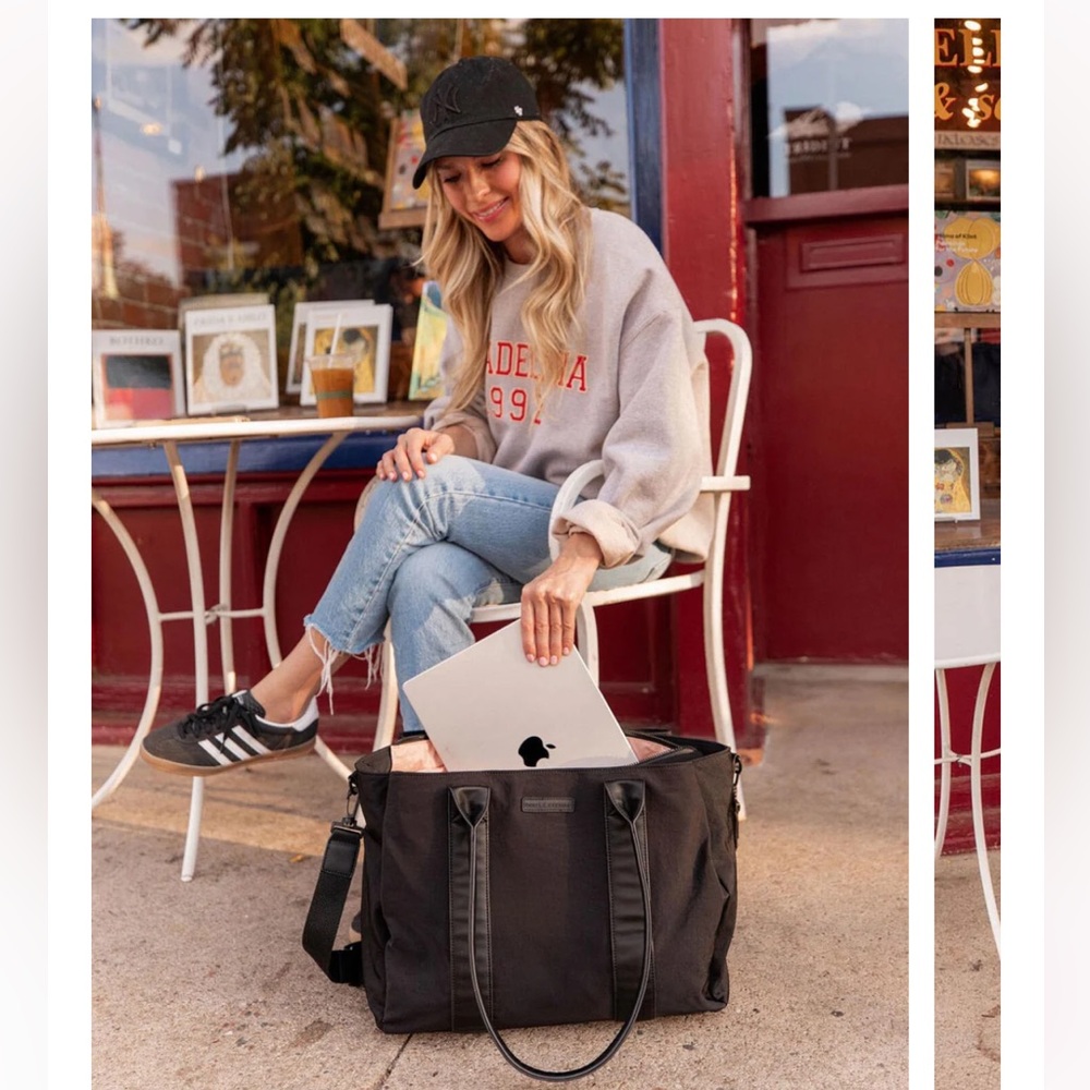 Poppy & Peonies Black Daily Tote Bag - Picture 4 of 6